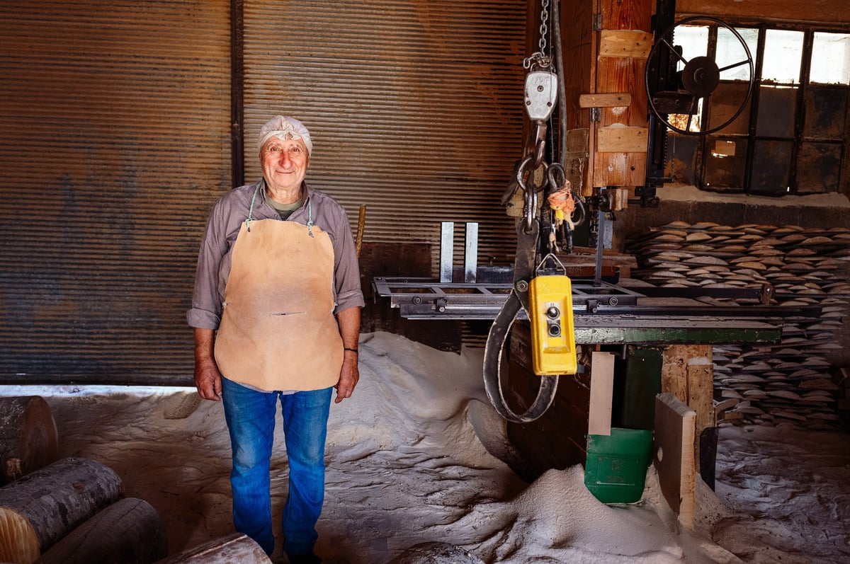 Handmade Barrels in Metsovo: The Rhythms of Traditional Cooperage — gallery image