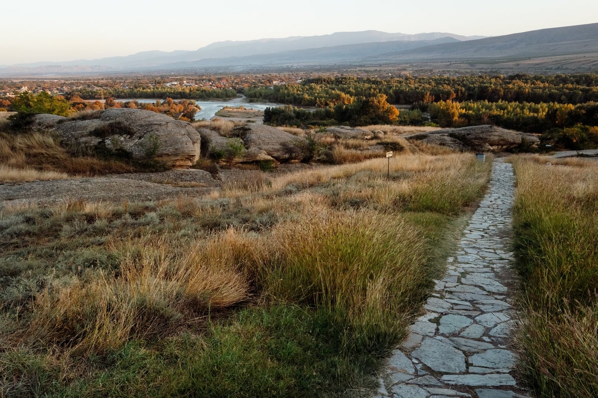 Uplistsikhe: Life Among the Rocks — gallery image